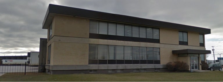Gardewine’s Winnipeg Headquarters Moves to 300 Oak Point Highway in 1971